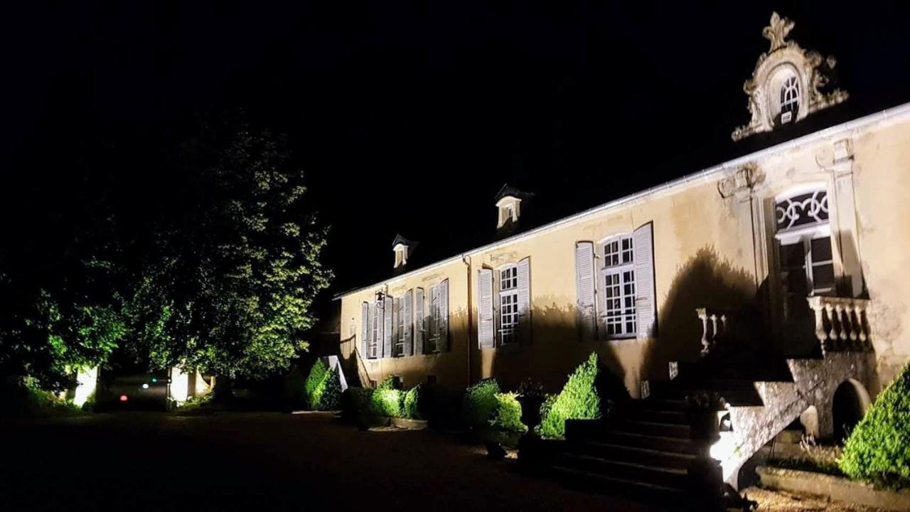Chateau De Mauvilly Bed & Breakfast ภายนอก รูปภาพ