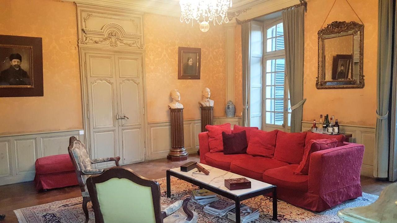 Chateau De Mauvilly Bed & Breakfast ภายนอก รูปภาพ